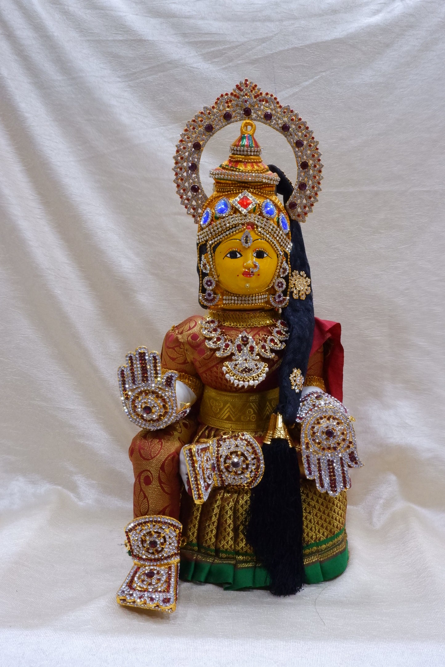 sriman lakshmi ready idol for vara maha lakshmi