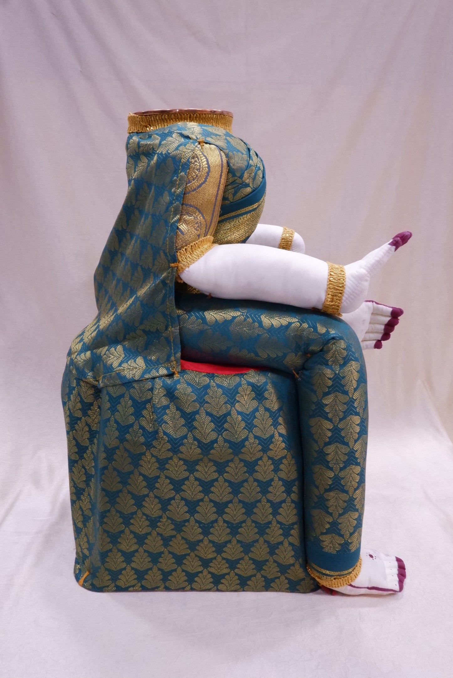 sriman Traditional Varalakshmi Doll - Classic  colour