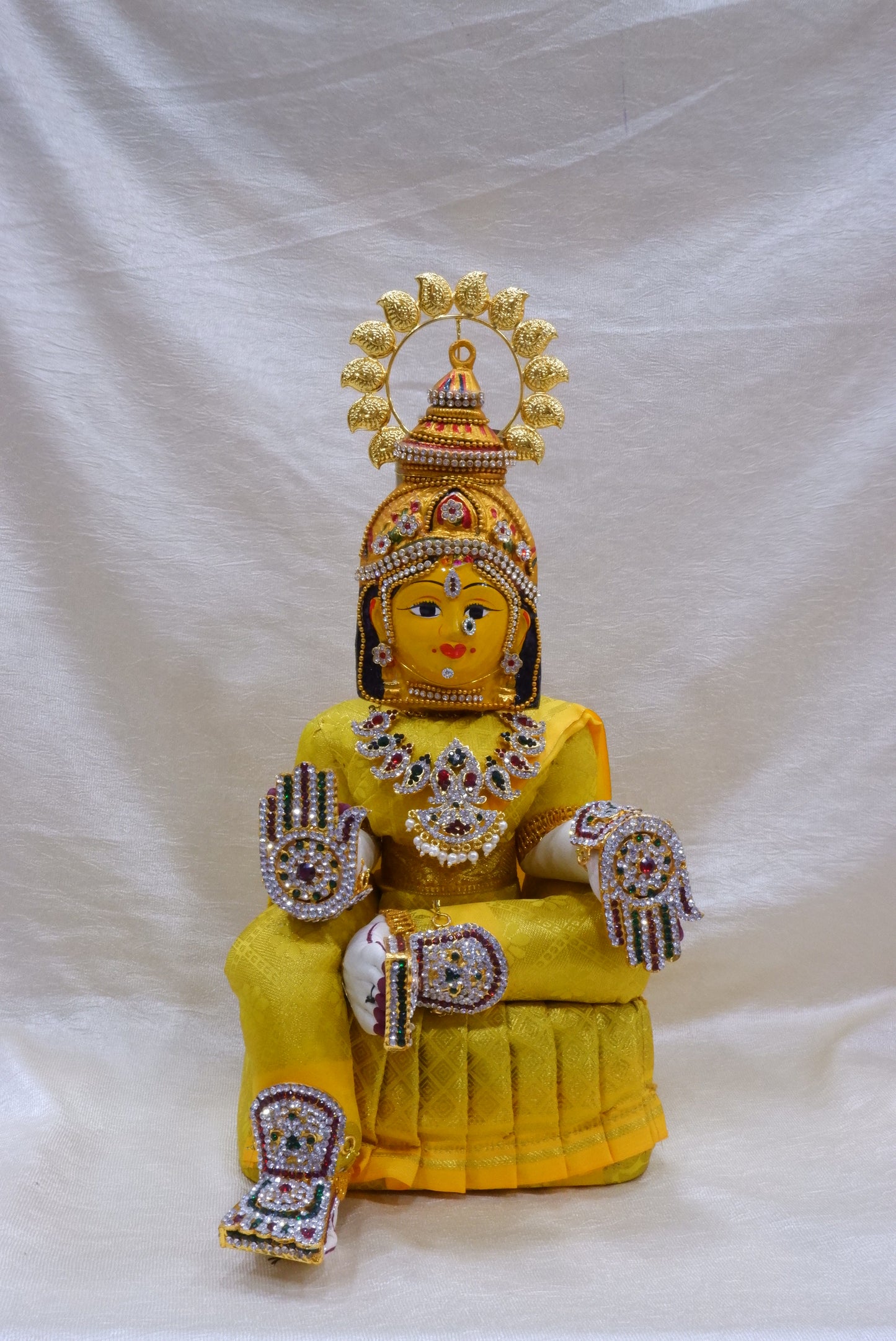 sriman vara lakshmi ready idol