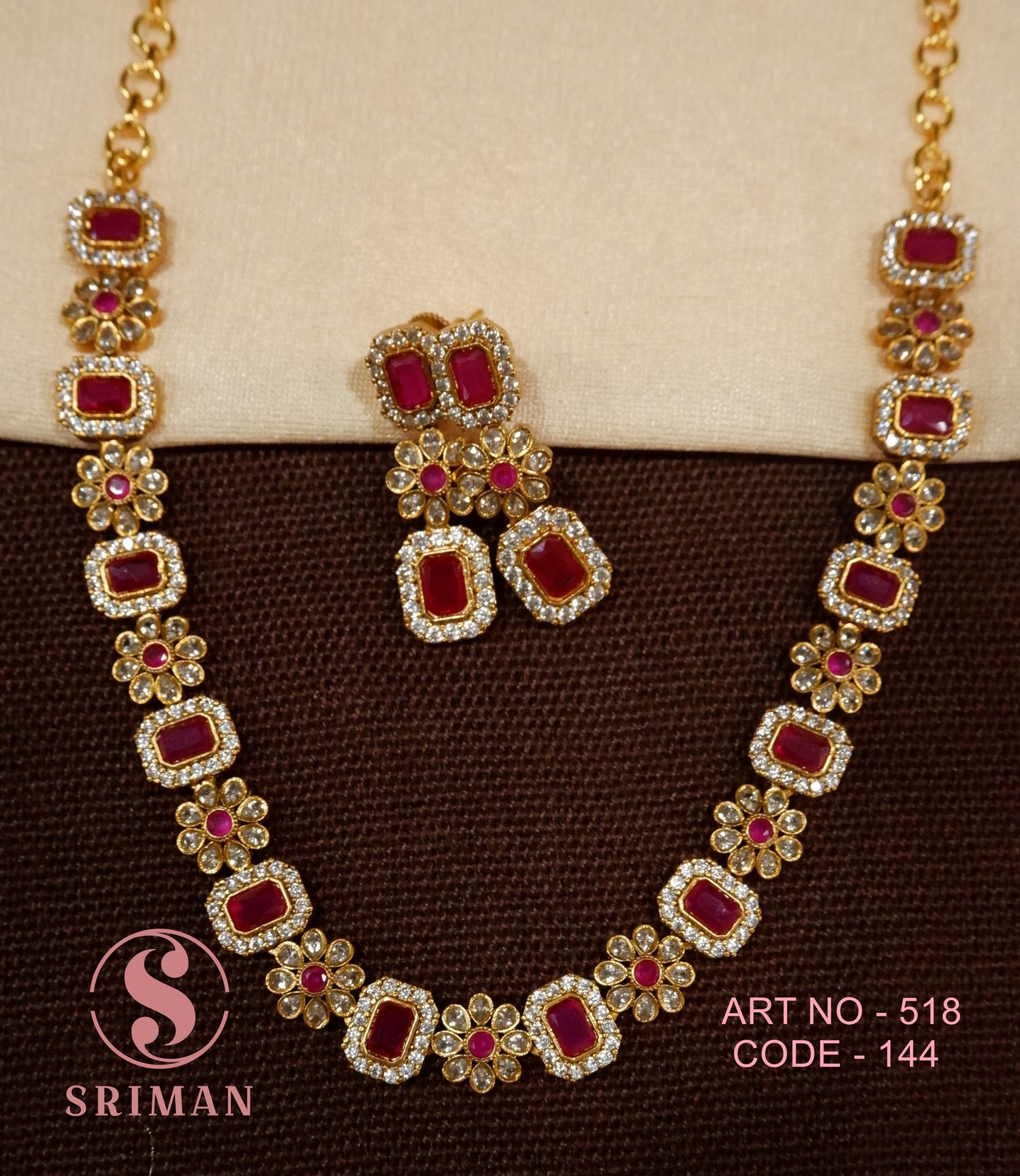 SRIMAN FANCY NECKLACE WITH UNCUT,S AND EARINGS