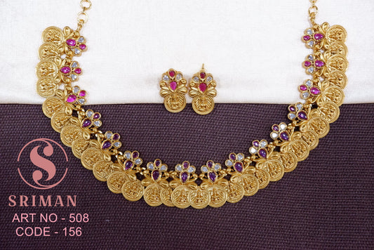 SRIMAN KAUSALA NECKLACE WITH STONES AND EARINGS