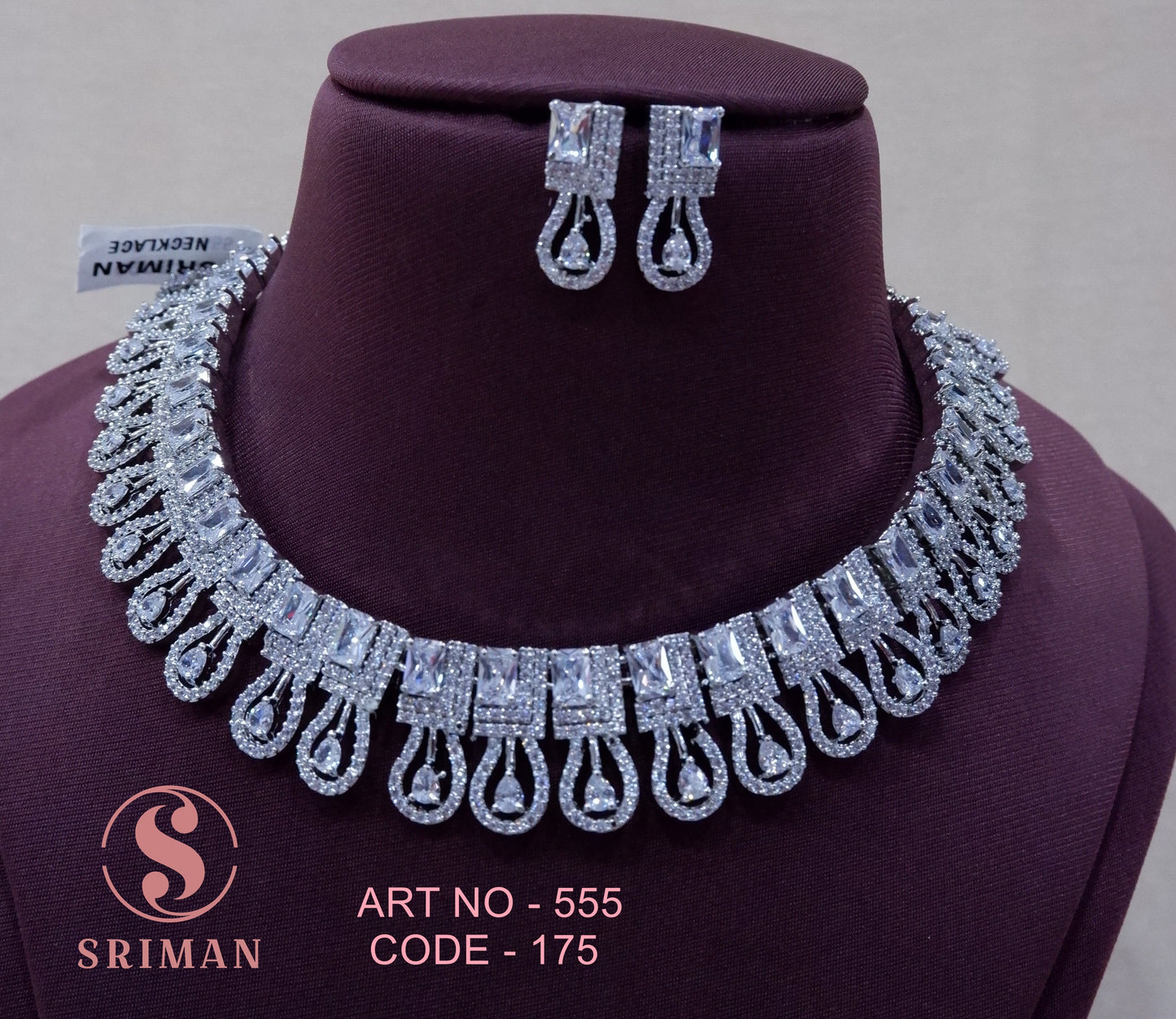 SRIMAN FANCY RADIUM CHOCKER SET