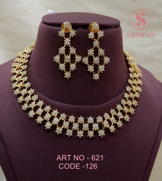 SRIMAN GOLD FINISH FANCY NECLLACE SET