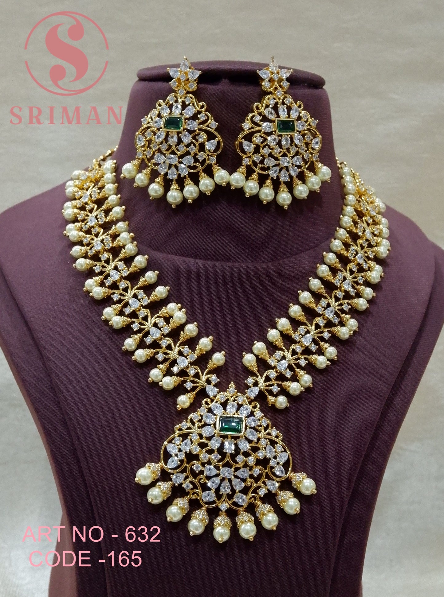 SRIMAN GOLD FINISH STONES NECKLACE SET